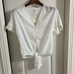Max Studio White Short Sleeve Tie Front Blouse